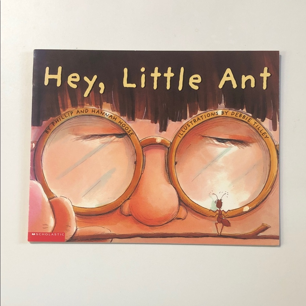 📚5 for $25📚- Hey, Little Ant